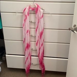 Pink and white lightweight scarf